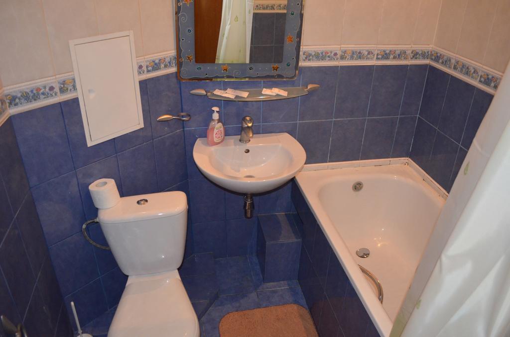Chapayev Apartments Kiew Zimmer foto